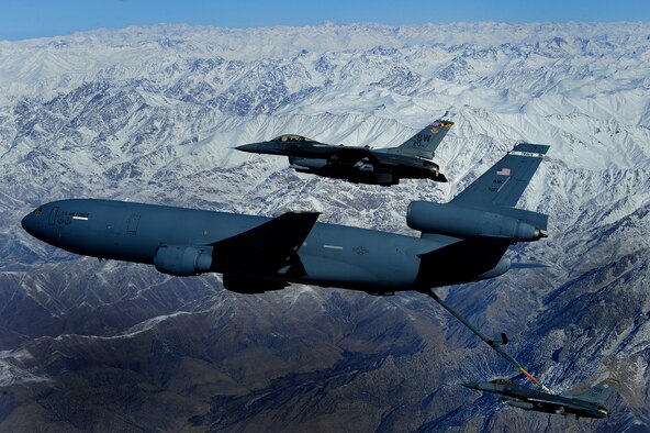 AFGHANISTAN -- A U.S. Air Force 908th Expeditionary Air Refueling Squadron KC-10A Extender, refuels an F-16 Fighting Falcon from the 79th Expeditionary Fighter Squadron over eastern Afghanistan, Nov. 26, 2009.  (U.S. Air Force photo/Staff Sgt. Michael B. Keller) (Released)

