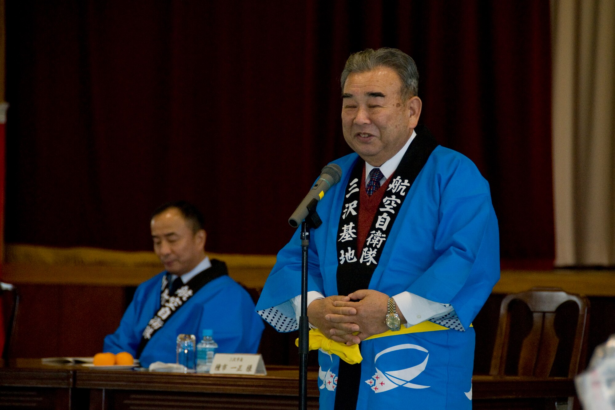 MISAWA AIR BASE, Japan -- Misawa City Mayor Kazumasa Taneichi gives opening remarks during the annual Misawa Air Base Rice Cake Pounding Party Dec. 9 at the Japan Air Self-Defense Force gymnasium. Members of Misawa City Hall, JASDF, 35th Fighter Wing and Naval Air Facility were in attendance. (U.S. Air Force photo/Senior Airman Jamal D. Sutter)