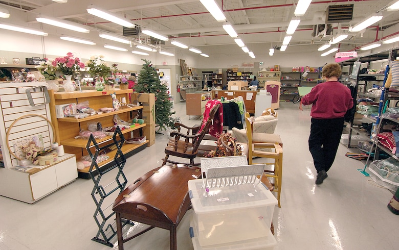 Tinker Shop Provides Deals Charity Donations Tinker Air Force
