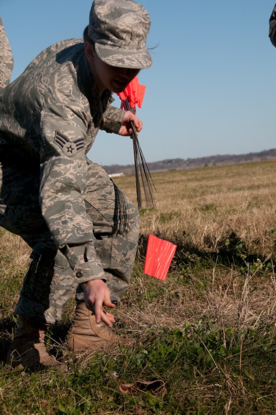 139 Airlift Wing members conduct a search and recovery exercise Wednesday, Nov 4, 2009 in St. Joseph, Mo., to help enhance their abilities for possible operations. (US Air Foce photo by MSgt. Shannon Bond) (Released)