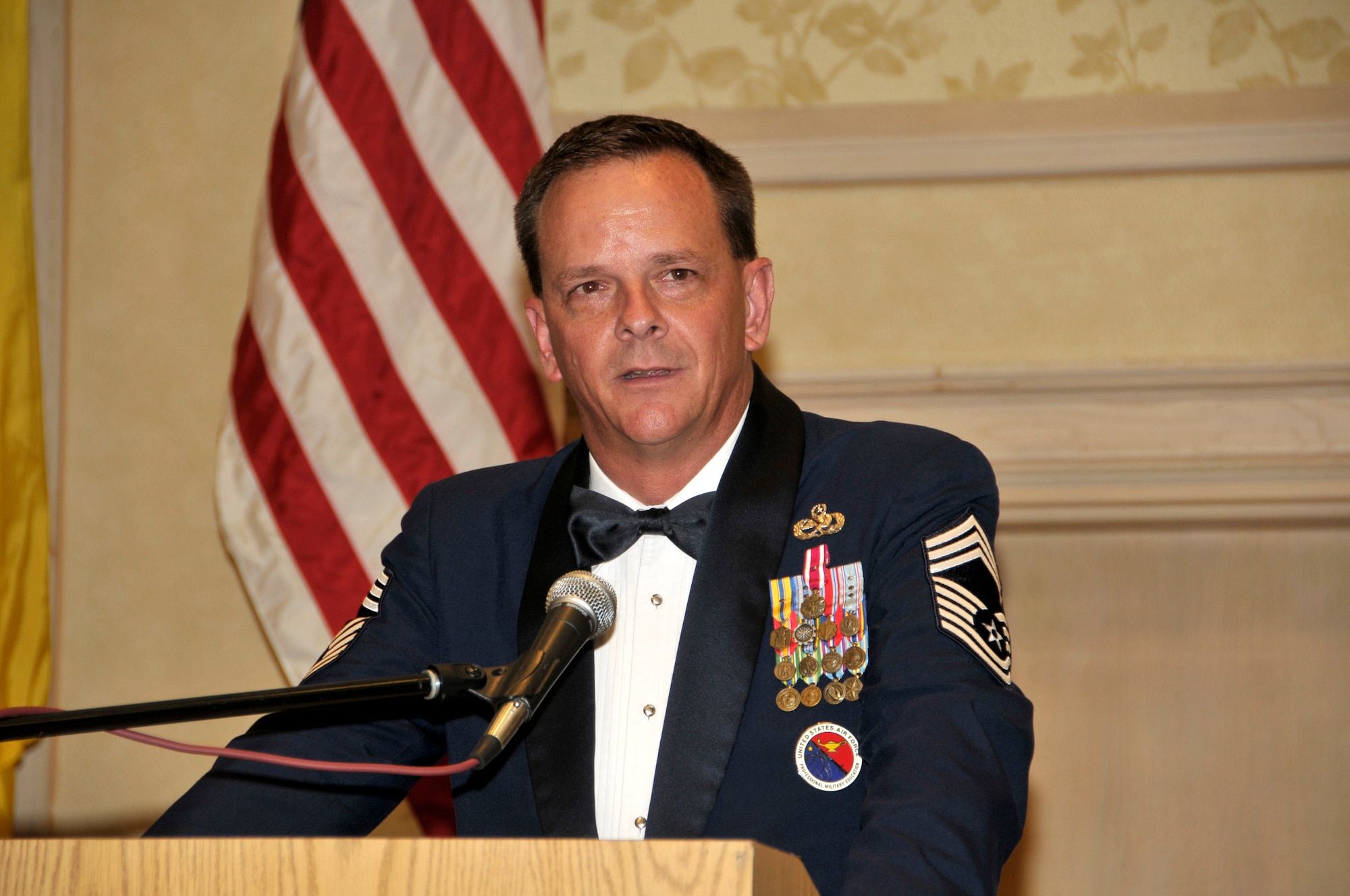 Chief Master Sgt. Malcom W. McVicar, Airey NCO Academy Commandant,
gives a speech during the Sept. 10 NCOA graduation ceremony at Tyndall Air
Force Base, Fla. (Cleared for public release.)
