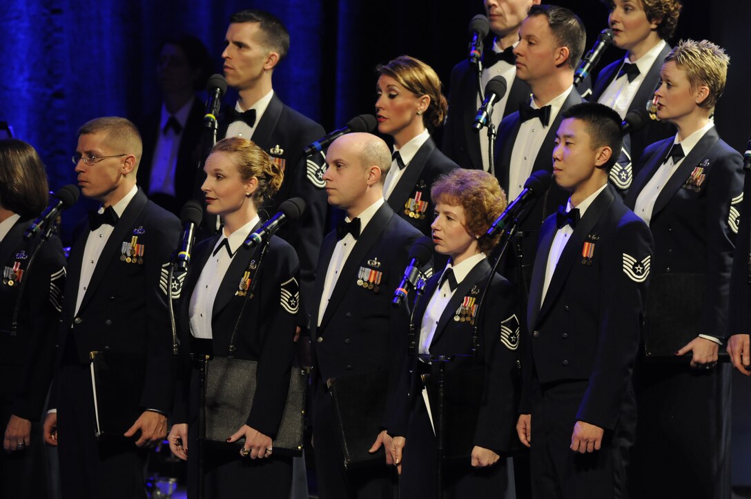 The Singing Sergeants perform “Carol of the Bells” during the holiday program at Daughter’s of the American Revolution Constitution Hall in Washington, D.C.  This year’s show, which featured a children’s concert for local elementary and middle school students, featured holiday music from stage, television, and movies.  Other performances took place in Ellicott City, Md. and Easton, Md.  (Photo by SrA Tim Chacon)