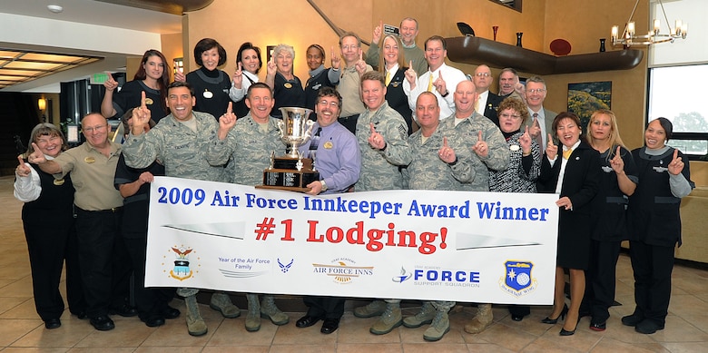 Rampart Lodge Brings Home Innkeeper Trophy Gt United States