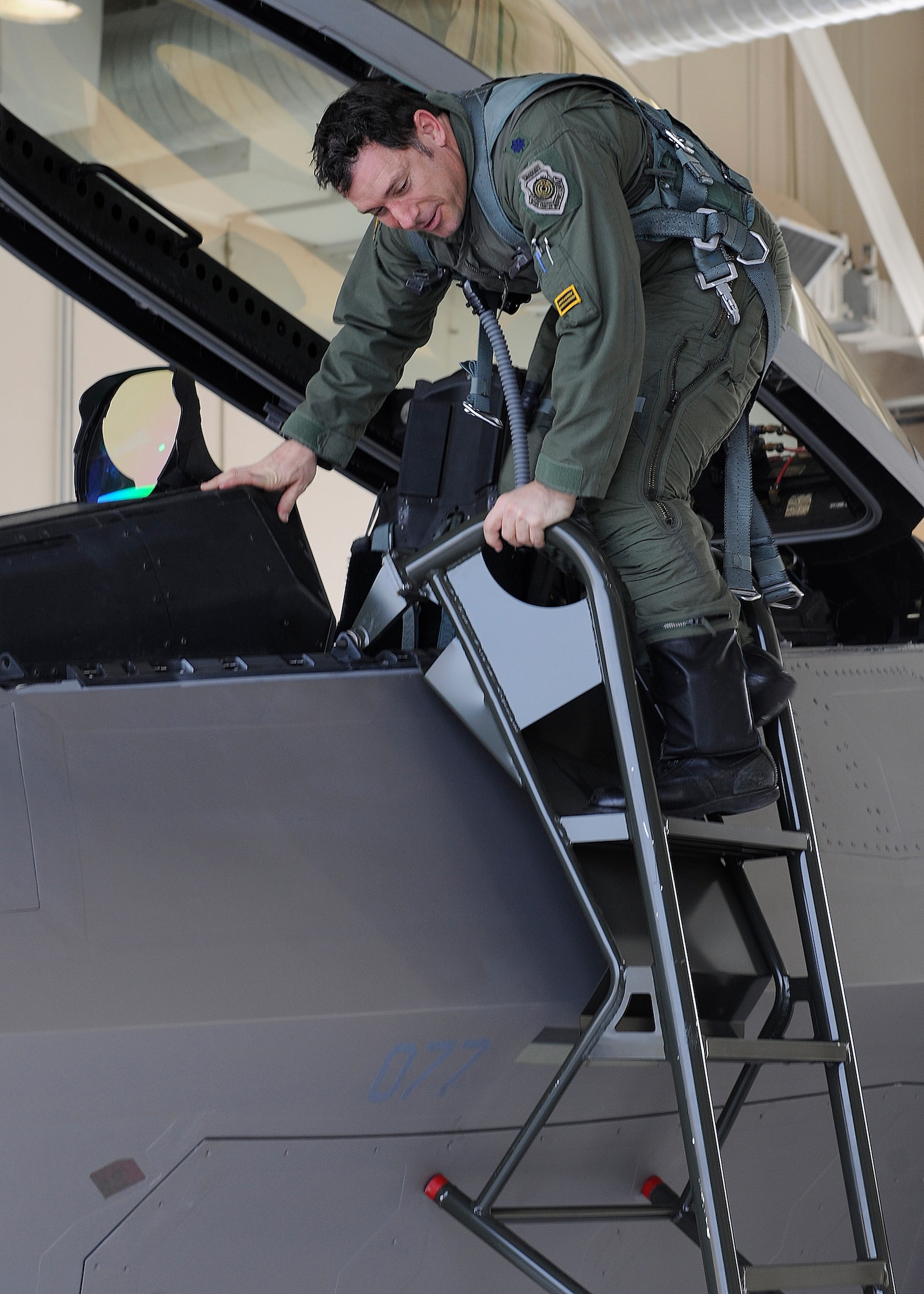 8th FS Flagship Arrives > Holloman Air Force Base > Article Display