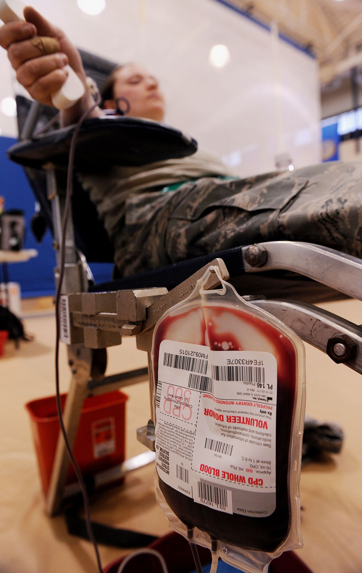 MOODY AIR FORCE BASE, Ga. -- Staff Sgt. Shelly Roberts, 23rd Equipment Maintenance Squadron aircraft structural maintenance craftsman, donates a pint of blood during a blood drive here Dec. 22. According to the American Red Cross, only 35 to 40 percent of Georgia's population is eligible to donate blood, and only five percent of that group actually donates. (U.S. Air Force photo by Airman 1st Class Joshua Green)
 

