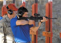 1/29/2009 - Air Force sponsored NASCAR driver Reed Sorenson shoots a M16 rifle at the 342nd Training Squadron proficiency  range Jan. 29. (USAF photo by Master Sgt. Scott Reed) 