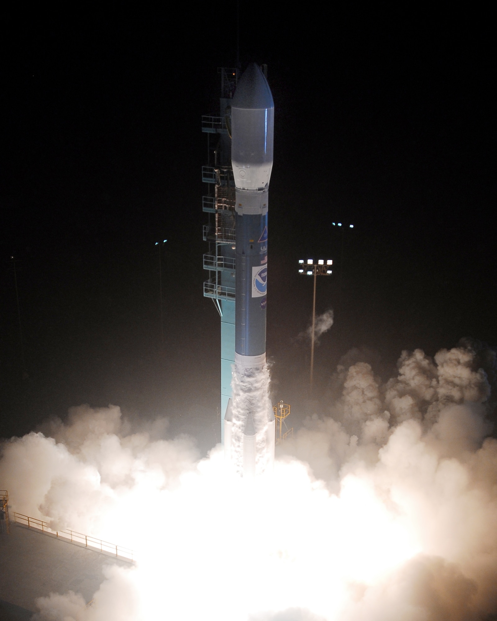 VANDENBERG AIR FORCE BASE, Calif. -- A Delta II rocket launches at 2:22 a.m. February 6, 2009 from Space Launch Complex-2 here. The rocket carried a NOAA-N Prime polar-orbiting weather satellite for NASA and the National Oceanic and Atmospheric Administration. This was Vandenberg’s first launch of 2009. (U.S. Air Force photo/Joe Davila)