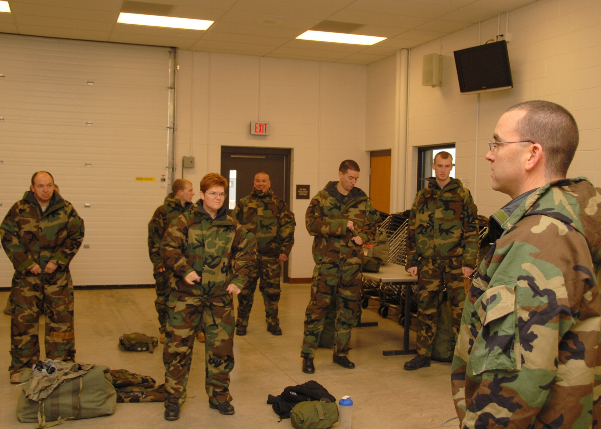 SSgt. Anthony Scuderi is teaching a class about the proper wear of the chemical warefare suit during the Unit Training Assembly on February 7th 2009. Staff Sgt Scuderi is a CBRNE trainer for the 174th Fighter Wing, Syracuse NY. 
(U.S. Air Force Photo by Staff Sgt Ricky Best)/ Released