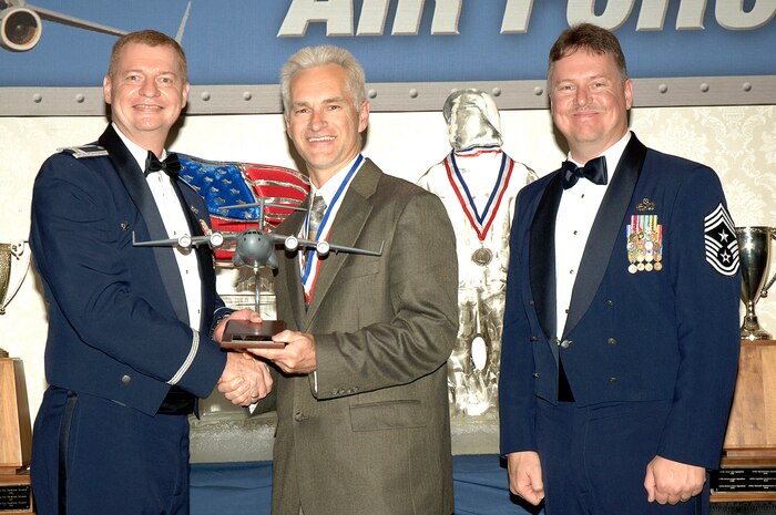 William Dean, 437th Civil Engineer Squadron, Civilian of the Year, Category Three