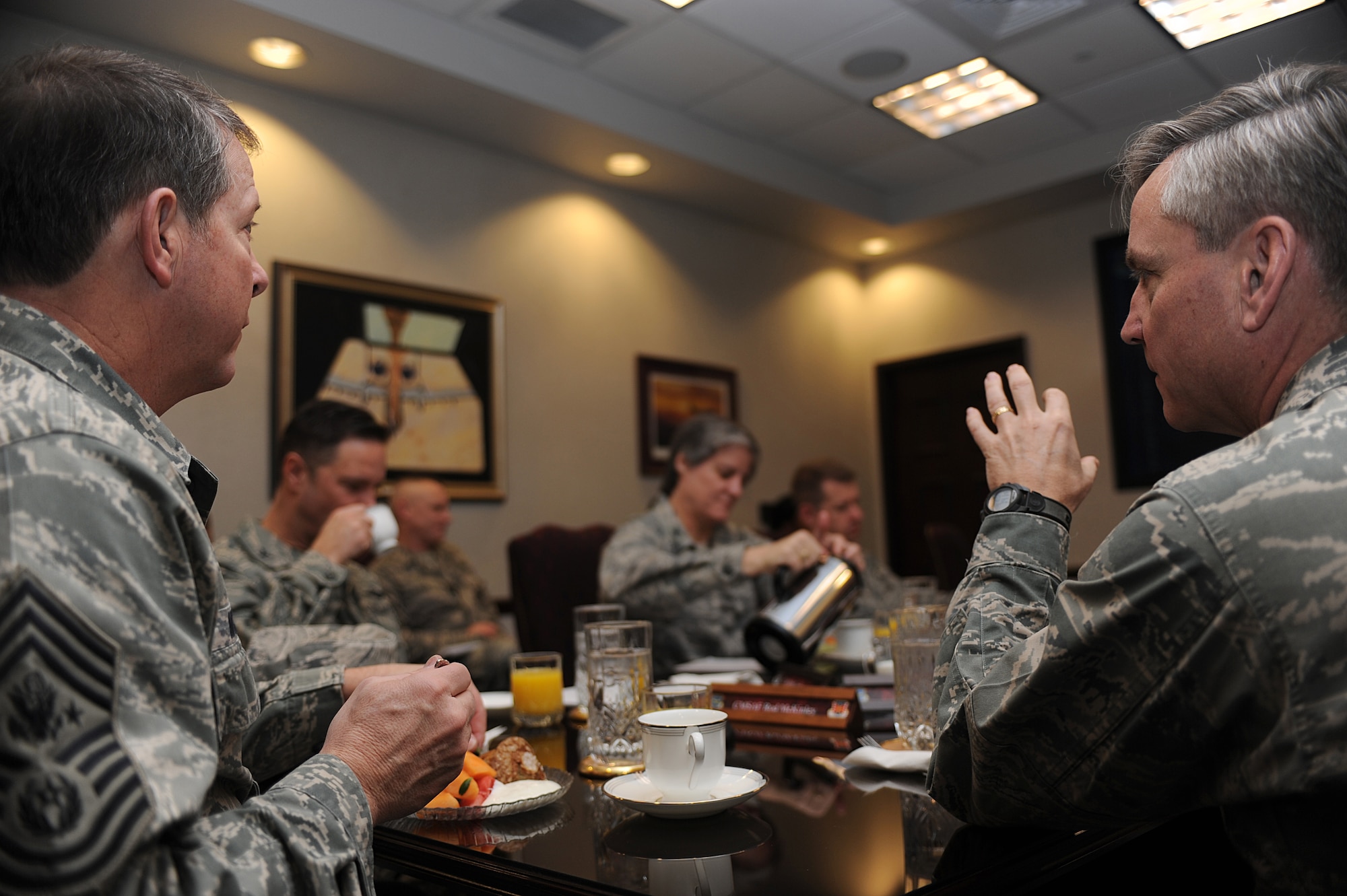 Chief Master Sgt. of the Air Force Rodney McKinley meets with Major Gen. Kip Self, U.S. Air Force Expeditionary Center commander, and senior leaders of his staff during a mission briefing on Feb. 10, 2009, at the Expeditionary Center on Fort Dix, N.J.  Chief McKinley visited McGuire Air Force Base and the U.S. Air Force Expeditionary Center on Fort Dix to learn more about expeditionary training and operations in both areas.  (U.S. Air Force Photo/Staff Sgt. Nathan Bevier)