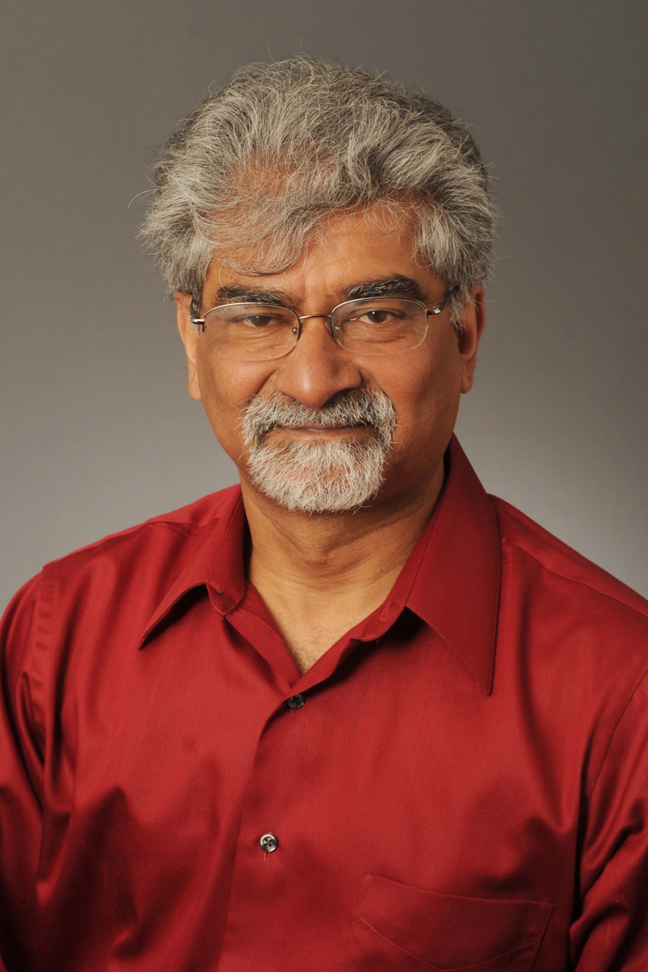 Dr. Raja Parasuraman, university professor and director of the doctoral program in human factors and applied cognition at George Mason University, will lead a research seminar on "Trust in Automation" on February 27, 2009 from 10:00 a.m. to noon at the Air Force Institute of Technology's Kenney Hall at Wright-Patterson Air Force Base. The event is open to those with base access.  (Courtesy photo)