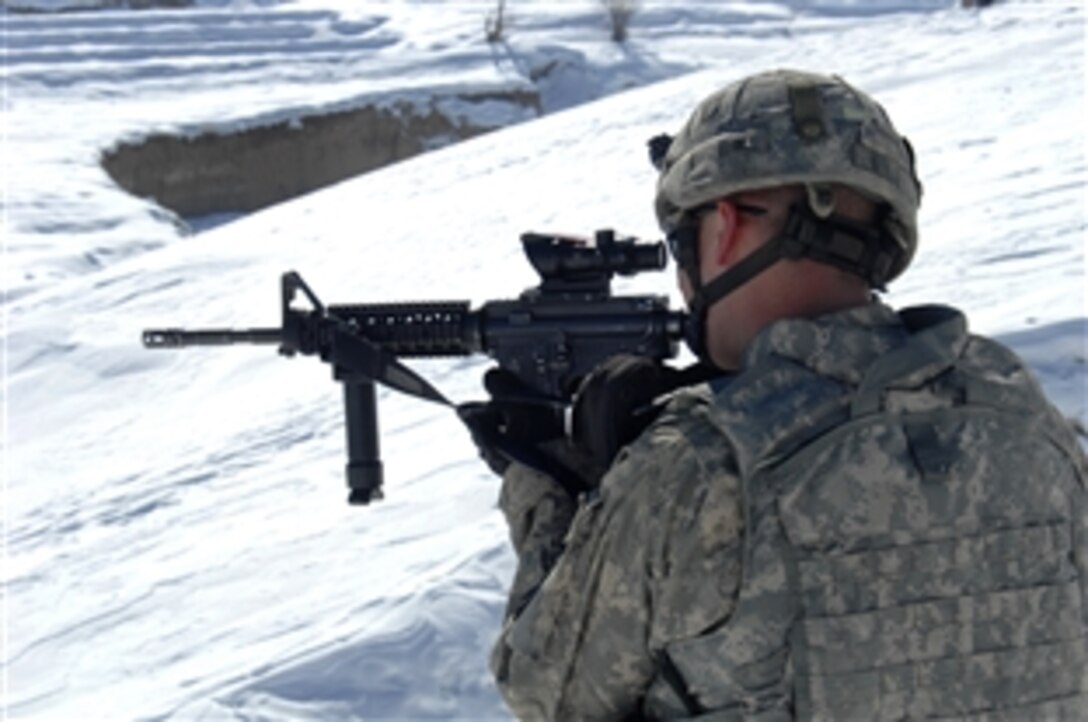 A U.S Army soldier pulls security in Bagram, Afghanistan, Feb. 15, 2009.