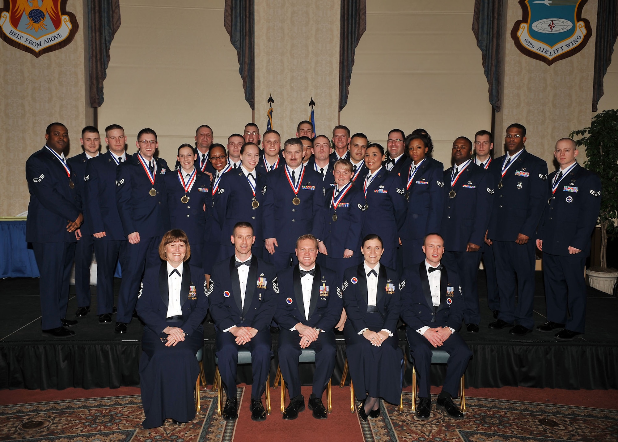 SCOTT AIR FORCE BASE, Ill. -- Airmen Leadership Class 09-C graduated Feb. 12. Graduates included: Senior Airman Brian Aguigui, Senior Airman Milton Allen, Senior Airman Jessica Anthony, Senior Airman Kyle Blair, Senior Airman Kimberly Burris, Senior Airman Amy Cantrill, Senior Airman Daniel Collins, Staff Sgt. Richard DeBolt, Senior Airman Joshua Dieringer, Senior Airman Justin Ellrich, Senior Airman David Fatek, Senior Airman Christopher Frye, Senior Airman Andrew Geiger, Senior Airman Trevor Groves, Senior Airman Gary Haag, Senior Airman Rashad Harris, Senior Airman James Harrison II, Senior Airman Mark Hazzard, Senior Airman Scott Jenkins, Senior Airman Jessica Losey, Senior Airman Jacklyn Moreno, Senior Airman Matthew Mullins, Staff Sgt. Christy Nelson, Senior Airman David Nunley, Staff Sgt. Ryan Poteet and Senior Airman Christopher Stiltner.(U.S. Air Force photo/Senior Airman Megan Gilliland)