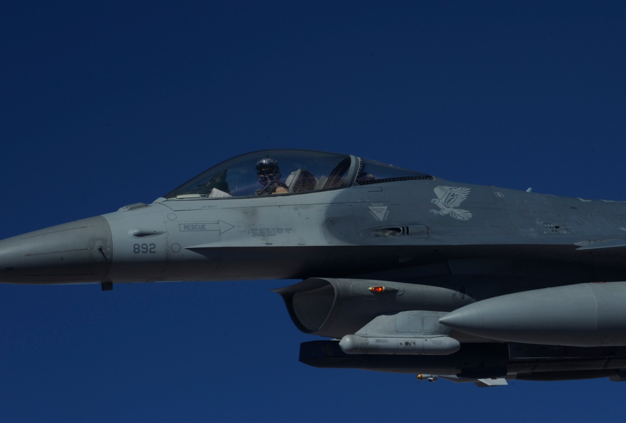 A U.S. Air Force F-16 Fighting Falcon conducts close air support operations over Iraq on Feb. 17, 2009, in support of Operation Iraqi Freedom.(U.S. Air Force photo by Staff Sgt. James L. Harper Jr.)Released