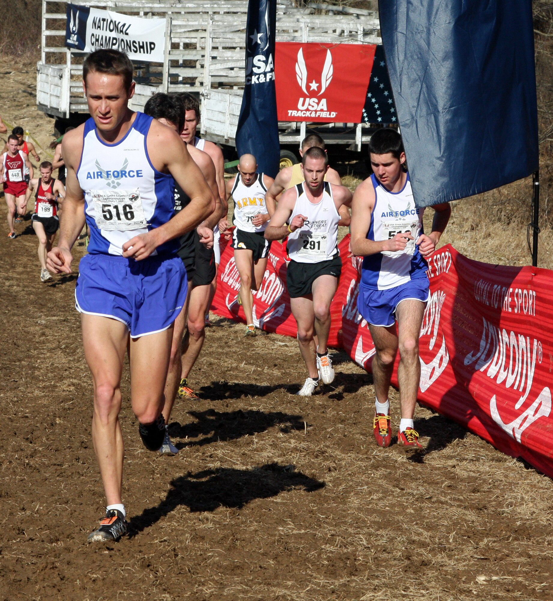 Capt. Jason Schlarb, Space Logistics Group, takes the lead during the Men’s Masters 8-kilometer race during the 2009 Armed Forces Cross Country Championship in Derwood, Md., Feb. 7.  (Courtesy photo)