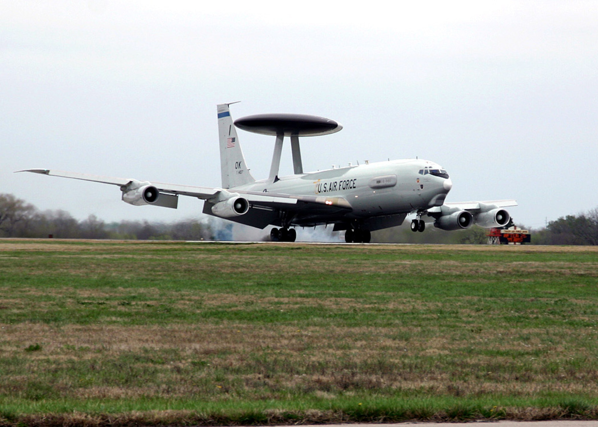 An Air Combat Command tiger team has been formed to improve warfighting command and control capabilities for systems like those found on the E-3 Sentry, pictured here, and to develop distribution operations, restructure component-numbered Air Forces, implement a service-oriented architecture for warfighting systems and build a plan to sustain, modernize and recapitalize the Air Force theater air control system. (U.S. Air Force photo/Staff Sgt. Stacy Fowler)