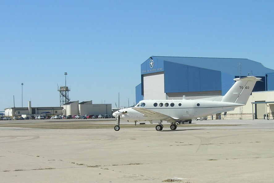 Lt. Gen. Charles G. Rodriguez, adjutant general, State of Texas departs after his visit to the 136th Airlift Wing Headquarter's building at Naval Air Station, Joint Reserve Base, Carswell Field, Ft. Worth, TX February 20, 2009. (USAF photo by Staff Sgt. Ivyann N. Castillo)          