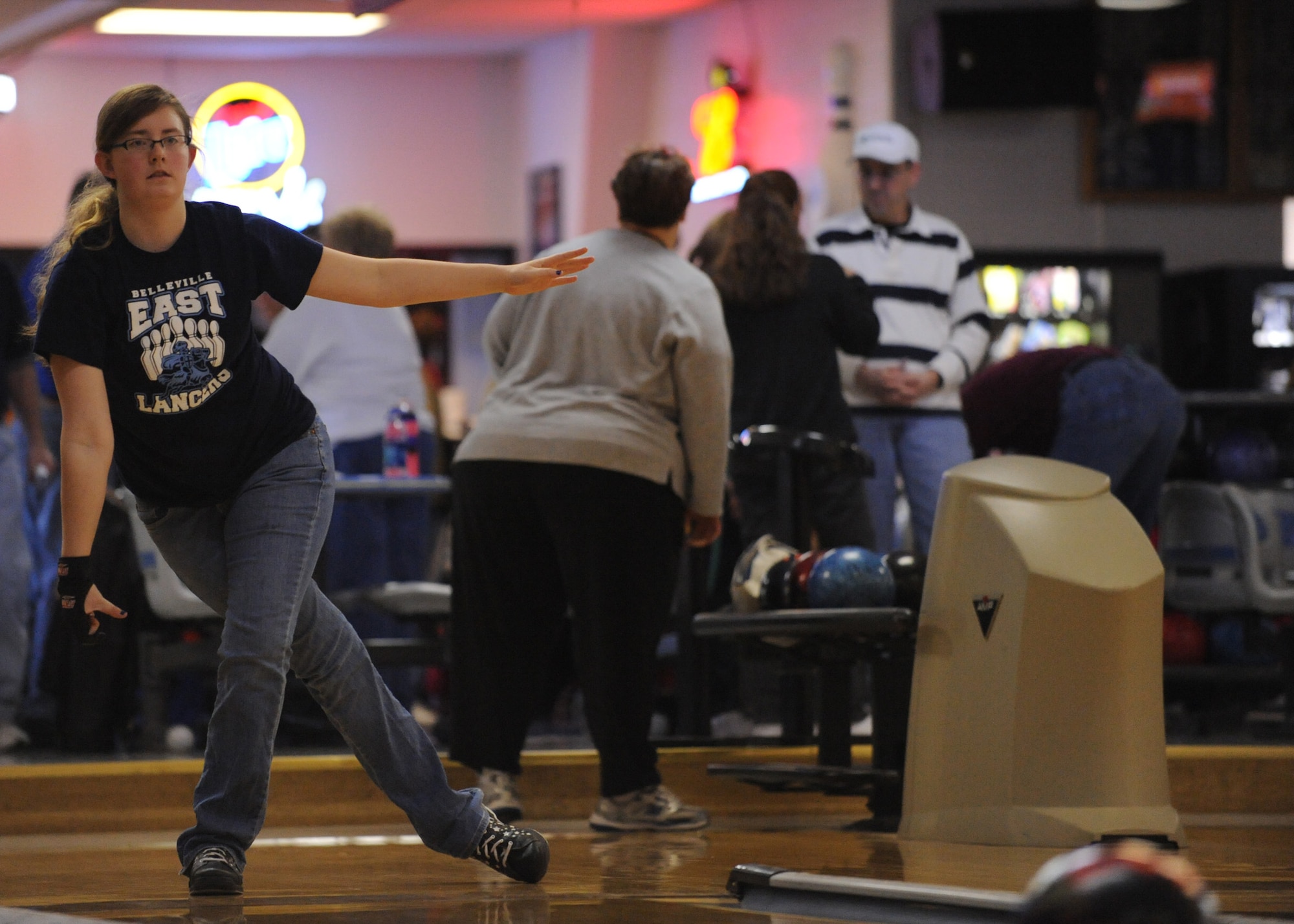 SCOTT AIR FORCE BASE, Ill. --Belleville East High School freshman, Jessica Kowalski, practices bowling at the Stars and Stripes Bowling Center Saturday in preparation for the Illinois Bowling Championship. Her state tournament average was 203 points.(U.S. Air Force photo/Staff Sgt. Paul Villanueva)