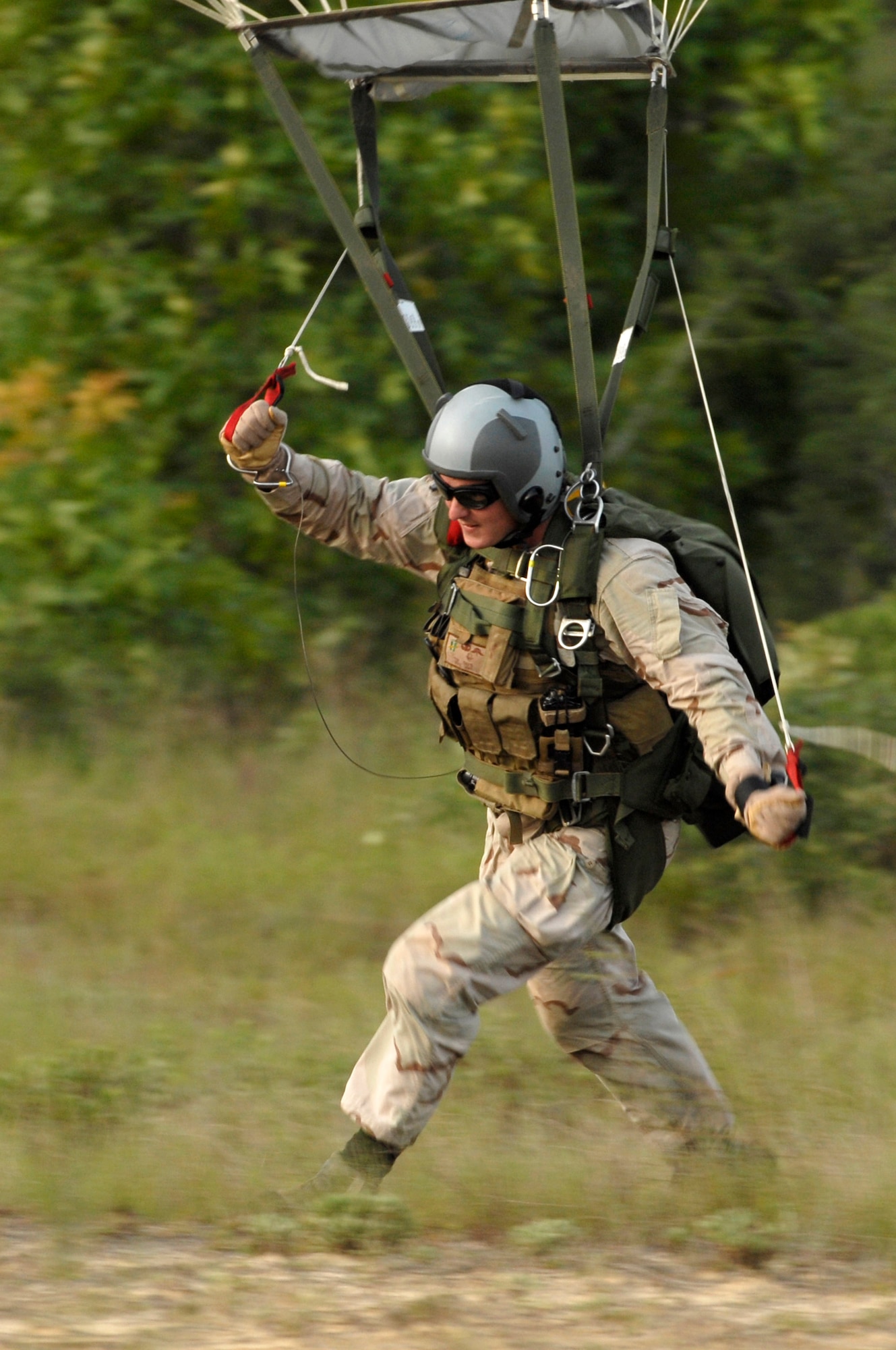 Staff Sgt. Timothy P. Davis participated in parachute readiness training. Sergeant Davis died of wounds suffered when his vehicle encountered an improvised explosive device Feb. 20 in Afghanistan. He was assigned to the 23rd Special Tactics Squadron at Hurlburt Field, Fla. (U.S. Air Force photo) 
