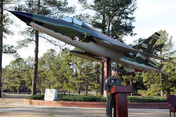 Colonel Mark Kelly, 4th Fighter Wing commander, thanks everyone for attending the dedication ceremony on Seymour Johnson Air Force Base, N.C., Feb. 13, 2009. The F-105 Thunderchief static display is dedicated in honor of Colonel Hiteshew, former 4th Fighter Wing aviator and Vietnam prisoner of war. (U.S. photo by Airman 1st Class Whitney Lambert)
