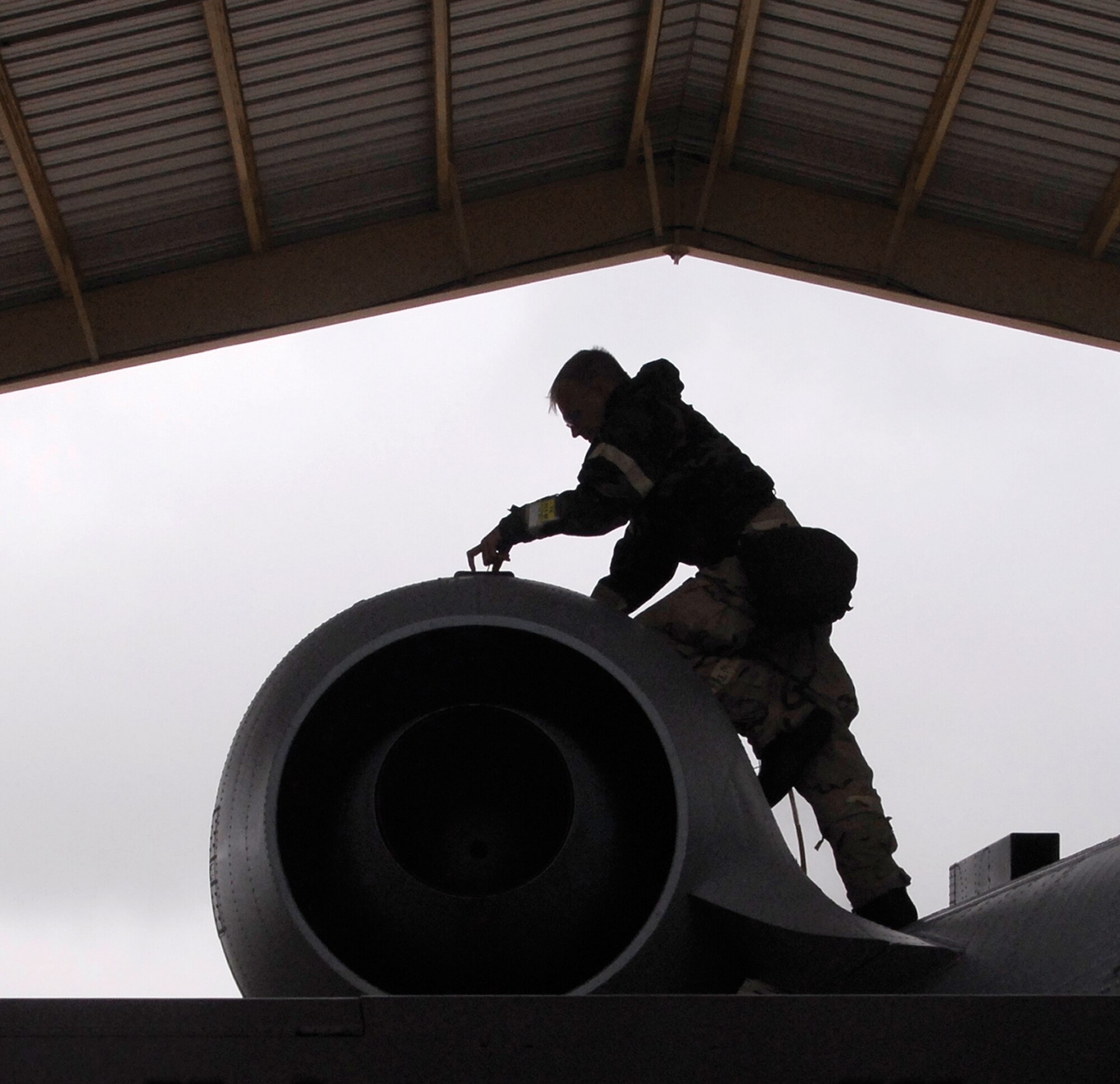 The Air Force Reserve Command's 442nd Maintenance Group earned the Maintenance Effectiveness Award as the best medium-sized aircraft maintenance unit in the command for Fiscal Year 2008. Here aircraft crew chief, Master Sgt. Bradley Fidlar, 442nd Aircraft Maintenance Squadron, performs post-flight checks on an A-10 Thunderbolt II. The 442nd MXG is part of the 442nd Fighter Wing and is based at Whiteman Air Force Base, Mo. (US Air Force photo by Tech. Sgt. Leo Brown)