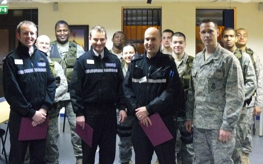 Certificates of Appreciation were presented by RAF Alconbury's 423d Security Forces to members of the Cambridgeshire Police Dept and Ministry of Defense Police for their security role during the Madingley Veterans Day ceromony in November. The event was enjoyed by over 150 military/civilians and retireesMSgt Connolly, the Operation Superintendant says its great to work with the local law enforcement agencies, they have a lot of experience, and are just a bunch of good guys to work with.The 423d continues to foster host nation realationships with their law enforcement peers, and has already begun the liason for projects in the New Year.