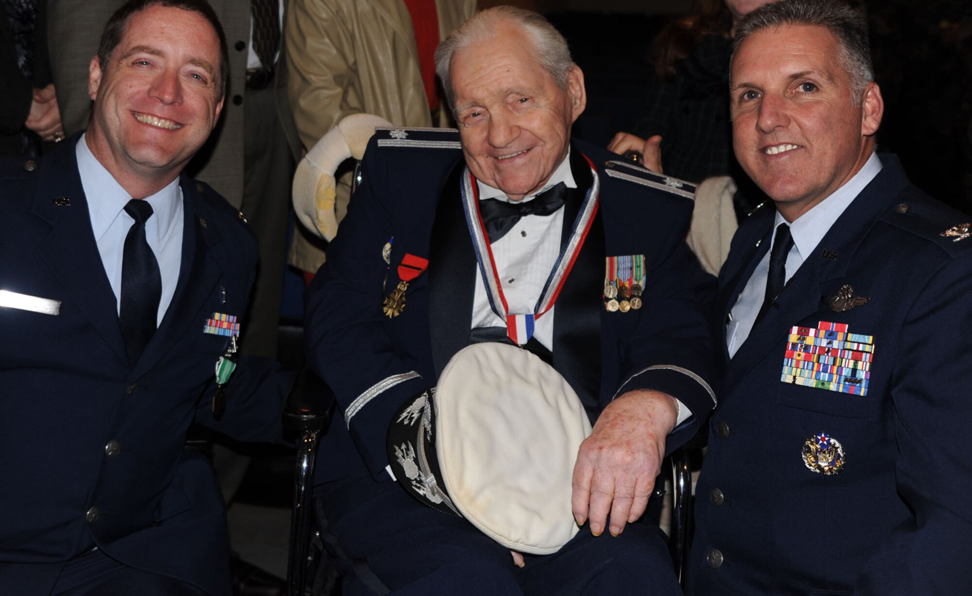 Chaplain (Capt.) Howard Bell, retired Lt. Col. David Bell and Col. Jay Flournoy, 932nd
Wing Commander pose after the award ceremony.  Chaplain Bell received the U.S. Army Commendation Medal for his work at Bagram Air Base in Afghanistan during an an AEF tour. Chaplain Bell's father served during World War II in England and Germany.  Colonel Bell joined the Army Air Corps in 1942. (U.S. Air Force photo/Tech. Sgt. Dan Oliver)


