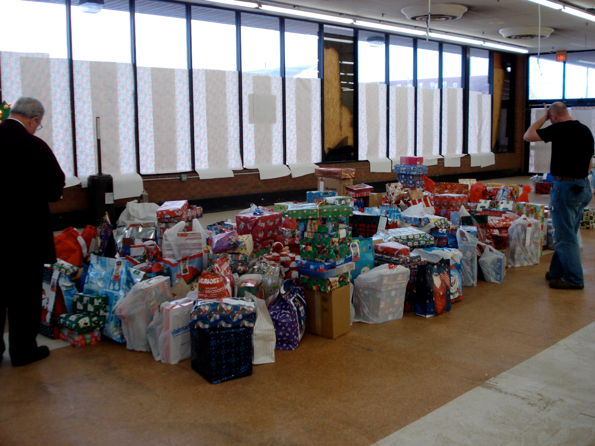 The 402nd CMXG delivered Christmas gifts for 400 local children to the Salvation Army. Courtesy photo.