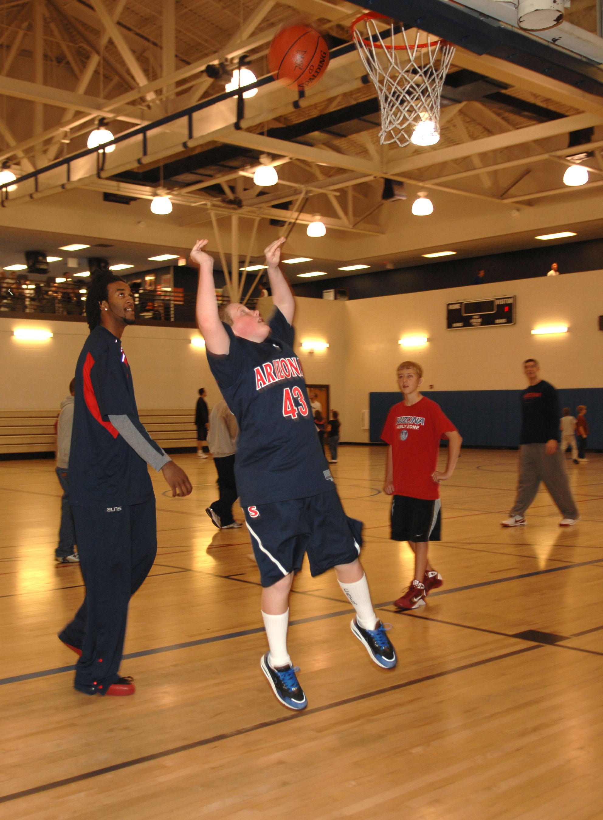 U of a basketball