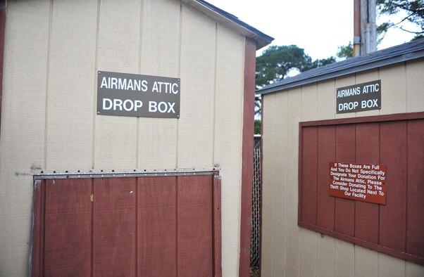 Shaw AFB, SC--The Airmen's Attic helps Airmen and families by offering shopping and augmenting their quality of life at no cost. The Airmen's Attic is located in building 1402 and is open Tuesday and Thursday from 11 a.m. to 1 p.m., depending on volunteer availability. The new facility, setup in July, is larger and gives them more flexibility to store items longer and to serve more customers. 
 (U.S. Air Force photo/Staff Sgt Patrick Mitchell)