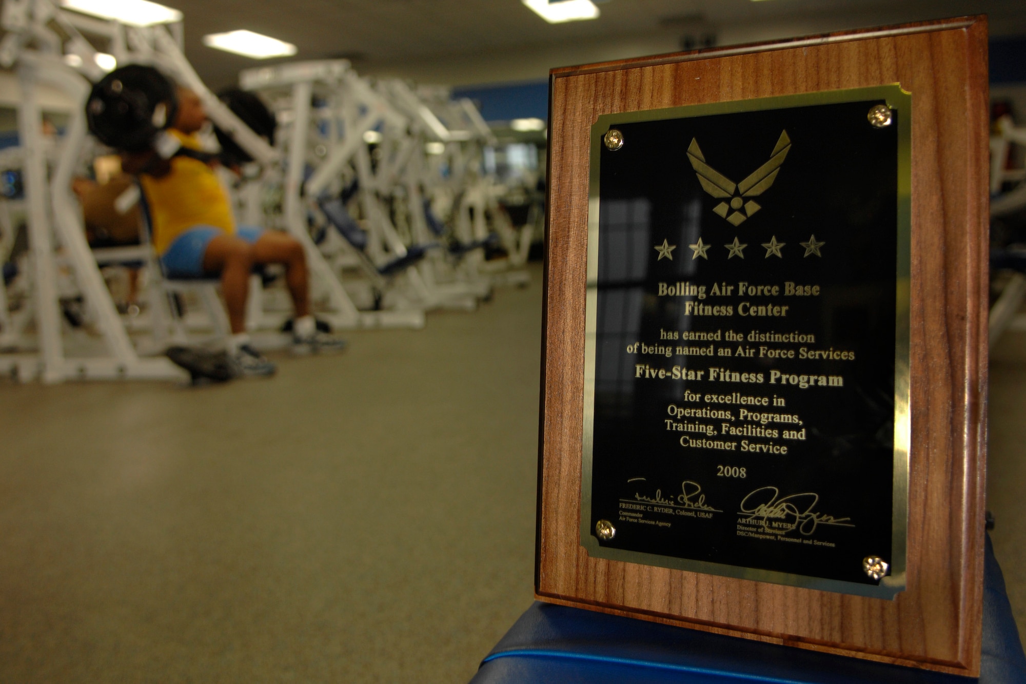 The Bolling Air Force Base Fitness Center received a five-star rating among all Air Force bases worldwide Dec. 2. Bolling’s fitness center was one of 46 bases that received the five-star rating, by receiving a 100 percent on an inspection check list. (U.S. Air Force photo by Senior Airman Tim Chacon)(Released)