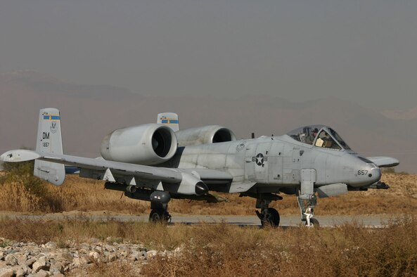 Maj. Steve Raspet returning from a mission in Afghanistan. (U.S. Air Force photo)
