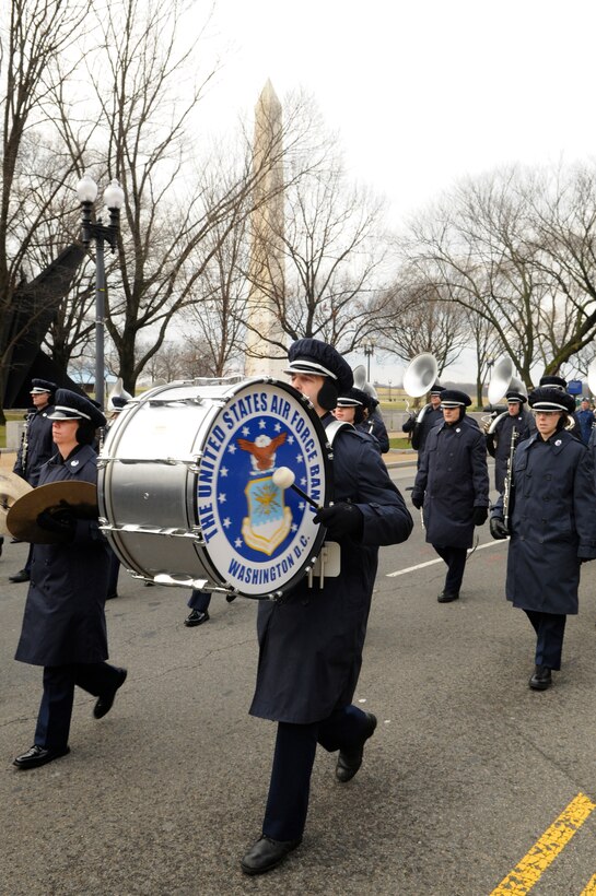 Members of the United States Air Force Band march down Constitution Avenue Jan. 11 in Washington during a practice run of the inauguration parade for President-elect Barack Obama. (U.S. Air Force photo by Senior Airman Tim Chacon)