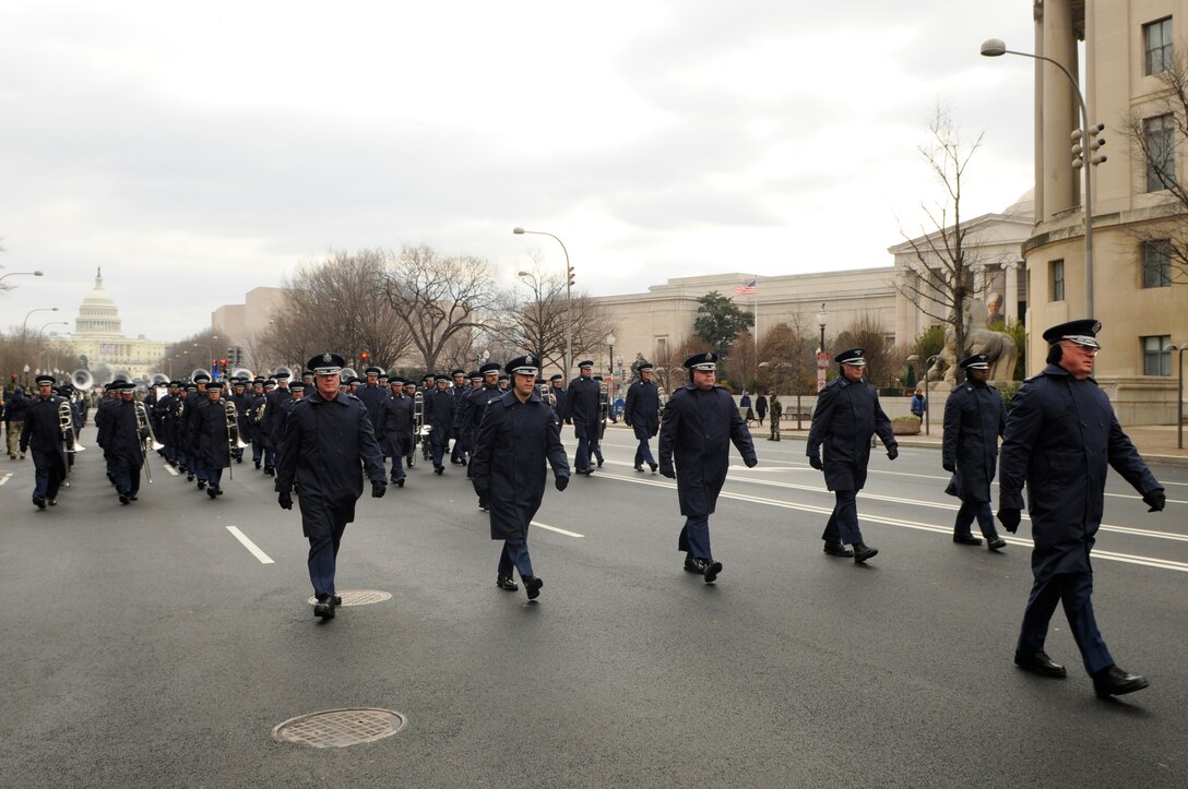 Members of the United States Air Force Band march down Constitution Avenue Jan. 11 in Washington during a practice run of the inauguration parade for President-elect Barack Obama. (U.S. Air Force photo by Senior Airman Tim Chacon)