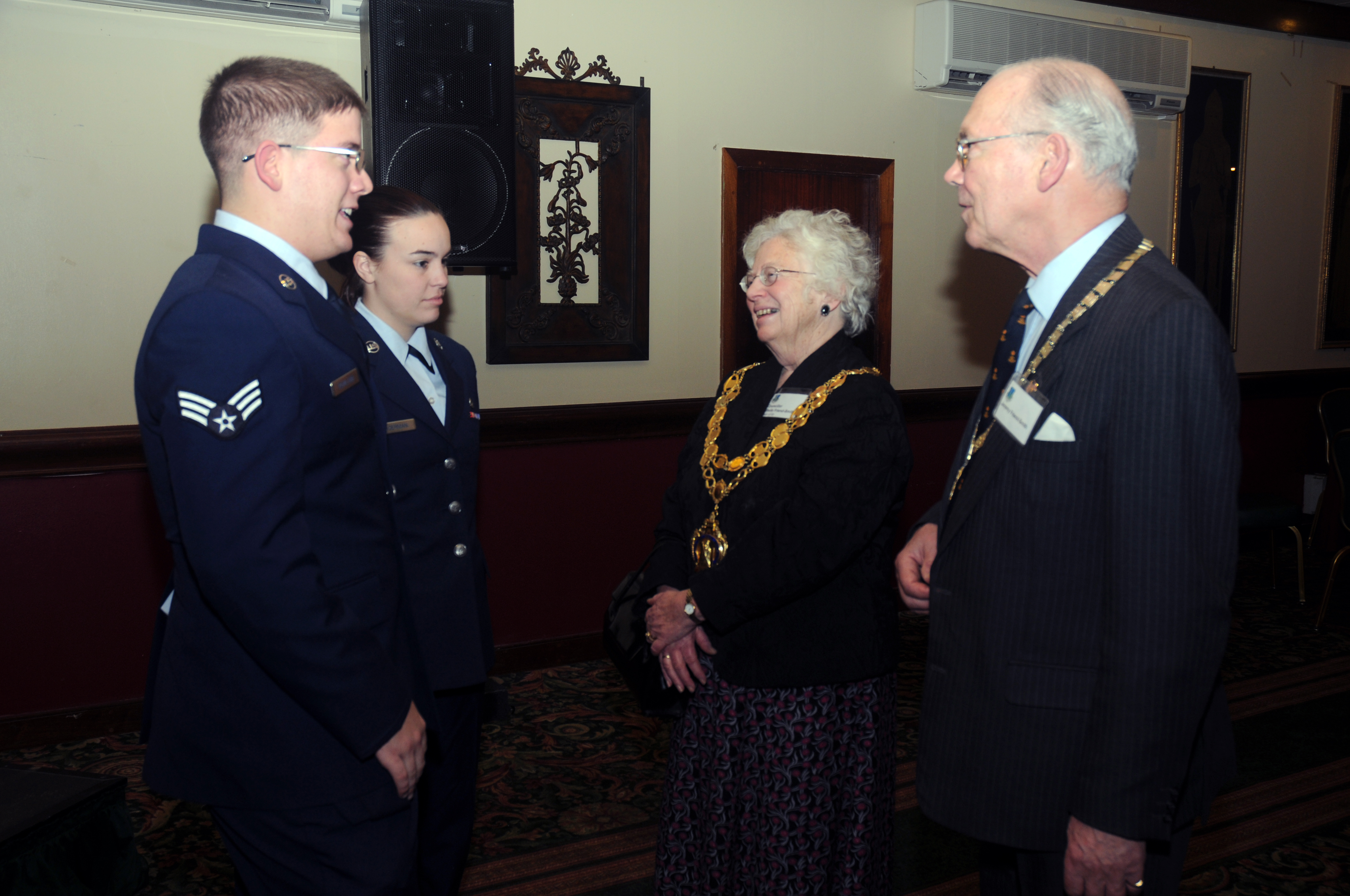 RAF Lakenheath hosts Winter Reception > Royal Air Force Lakenheath