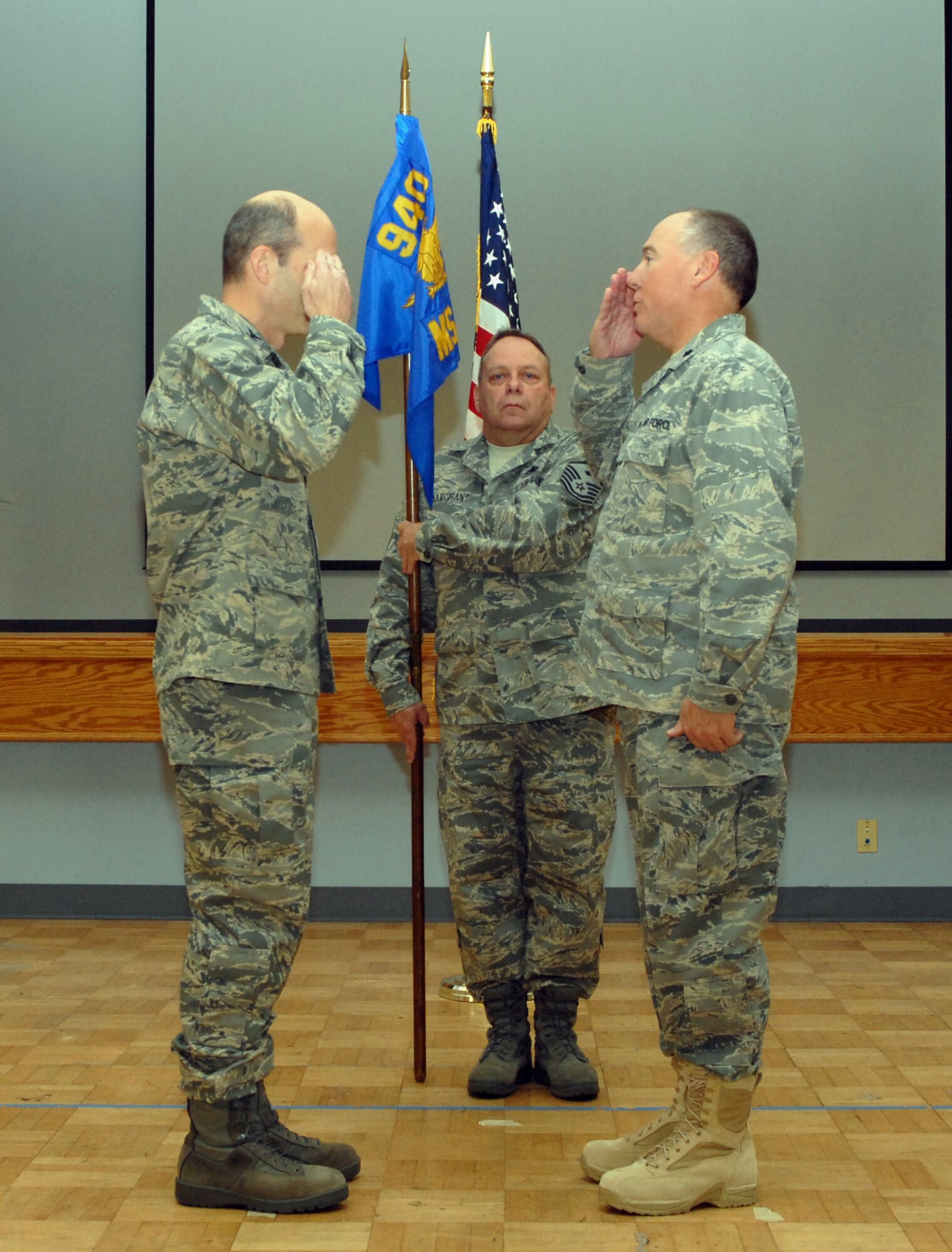 BEALE AIR FORCE BASE, Calif. -- 940th Air Refueling Wing commander, Air Force Reservist Col. Jeffrey "Sal" Mineo renders a salute to the new 940th Mission Support Group commander, Air Force Reservist Lt. Col. Kenneth Baker, during the 940th MSG Assumption of Command ceremony here, Jan. 11, 2009.
(U.S. Air Force Photo/ Tech. Sgt. Luke Johnson)