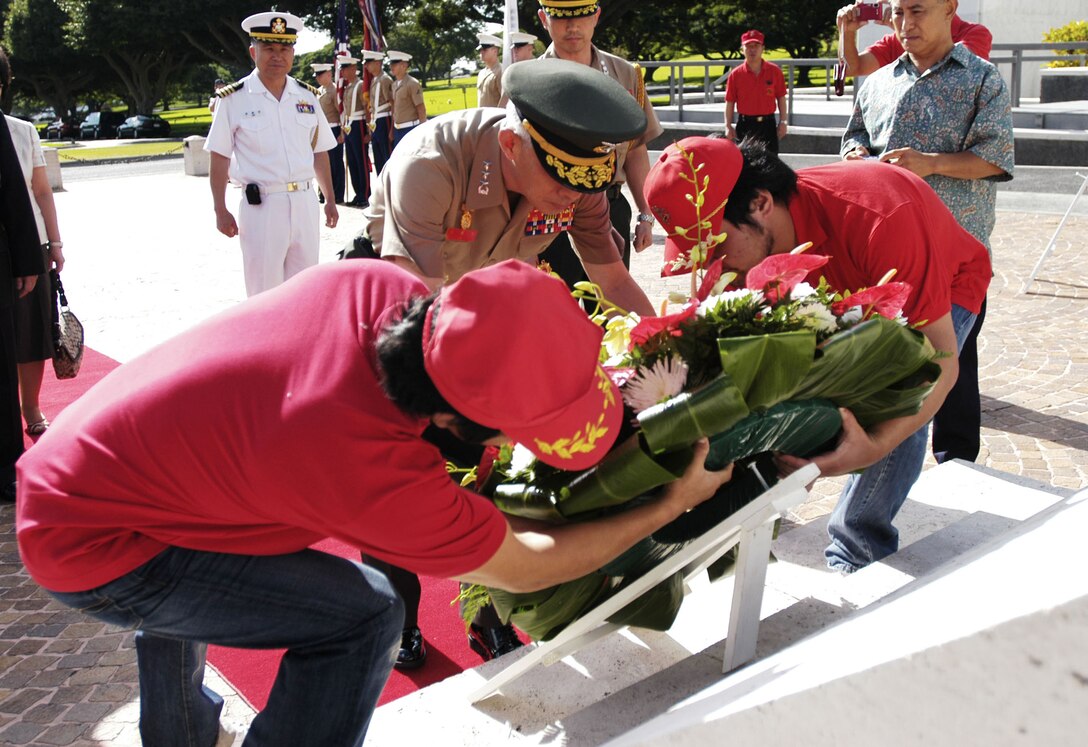 Lt. Gen. Lee Hong Hee, commandant of the Republic of Korea Marine Corps, lays a wreath in honor of the fallen heroes who fought for his country more than 50 years ago at the National Memorial Cemetery of the Pacific (Punchbowl) here Jan. 19. It is customary for the commandant to honor those who fought in the Korean War during their first official visit to Hawaii.