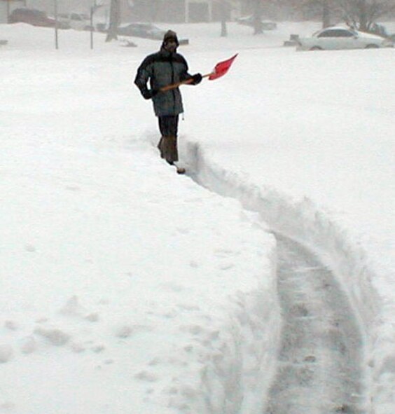 MINOT AIR FORCE BASE, N.D. -- According to the U.S. Consumer Products Safety Commission, more than 118,000 were treated for injuries sustained while shoveling or manually removing snow in 2007. Following safety tips can help keep this simple task from becoming a serious health risk. (Courtesy photo)