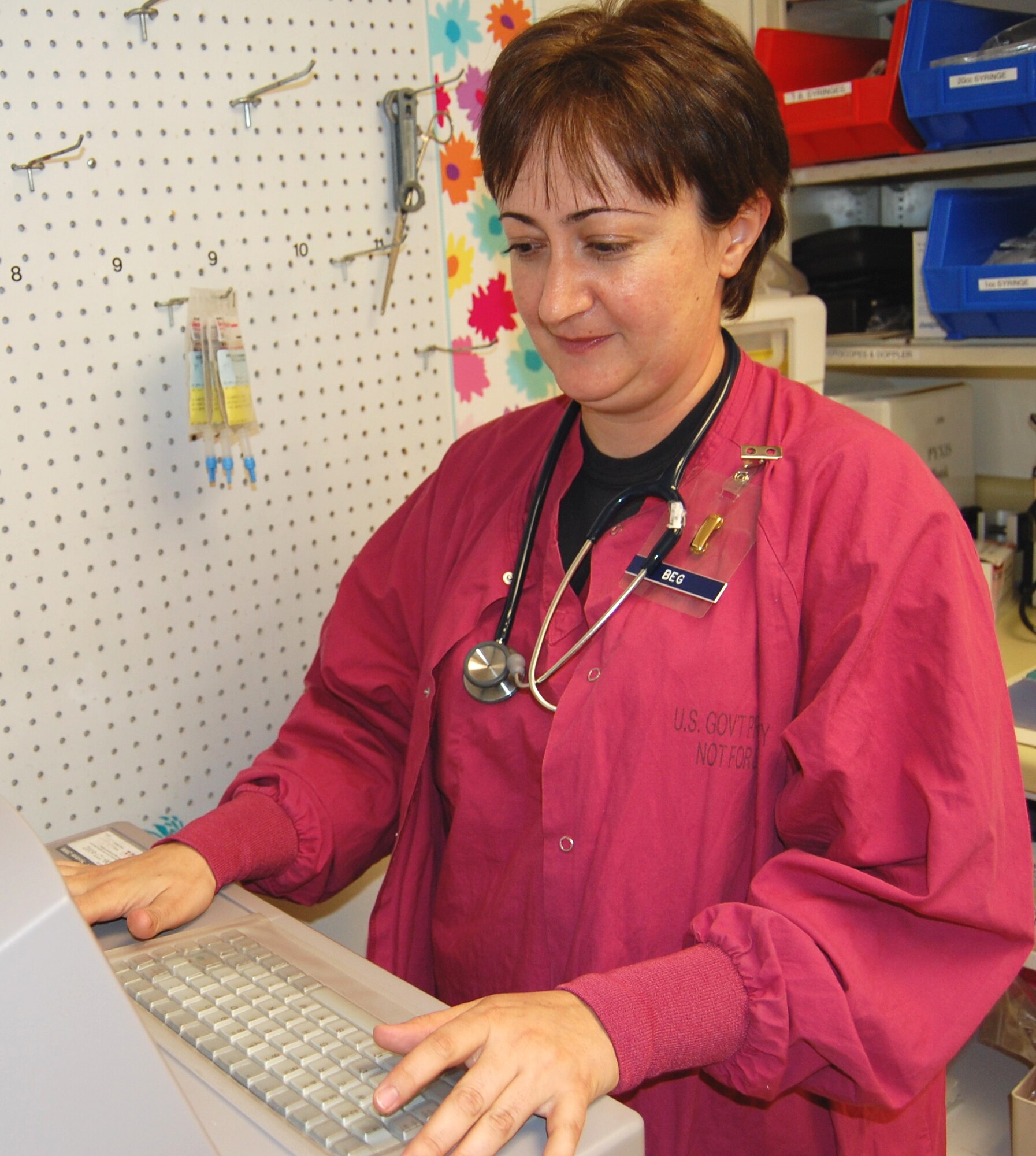 Lieutenant Beg is a nurse at Keesler Medical Center.  (U.S. Air Force photo by Steve Pivnick)