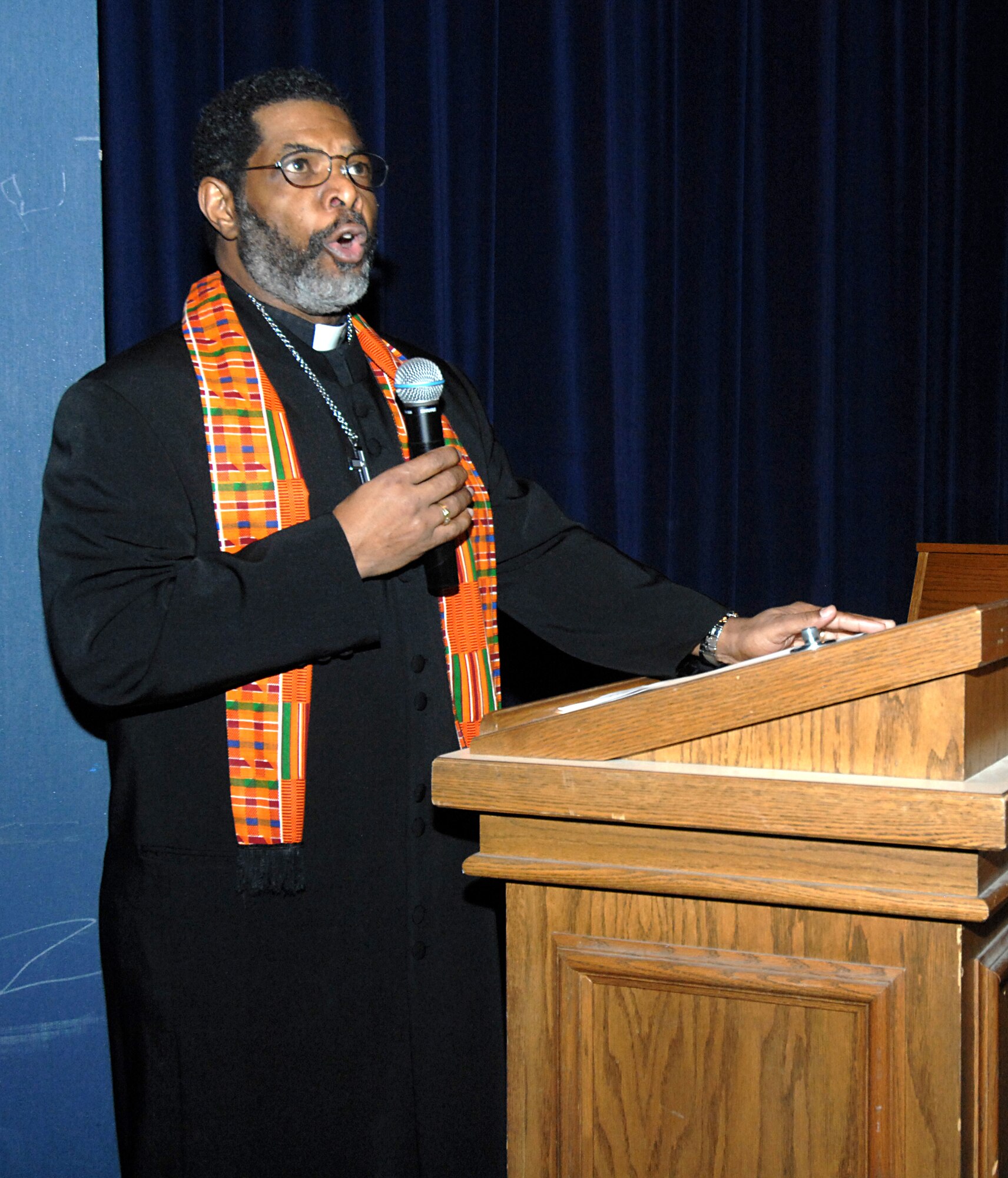 MINOT, N.D. -- Rev. Will Barnes, a minister with the Minot Air Force Base Gospel Service recites a section of Martin Luther King Jr.’s "I have a Dream" speech during the sixth annual celebration of Martin Luther King Jr.'s life achievements at Minot State University’s Aleshire Theater here Jan. 19. The celebration was even more significant in 2009 because the principles MLK stood for were realized with the election of President Barack Obama. (U.S. Air Force photo by Senior Airman Kelly Timney)