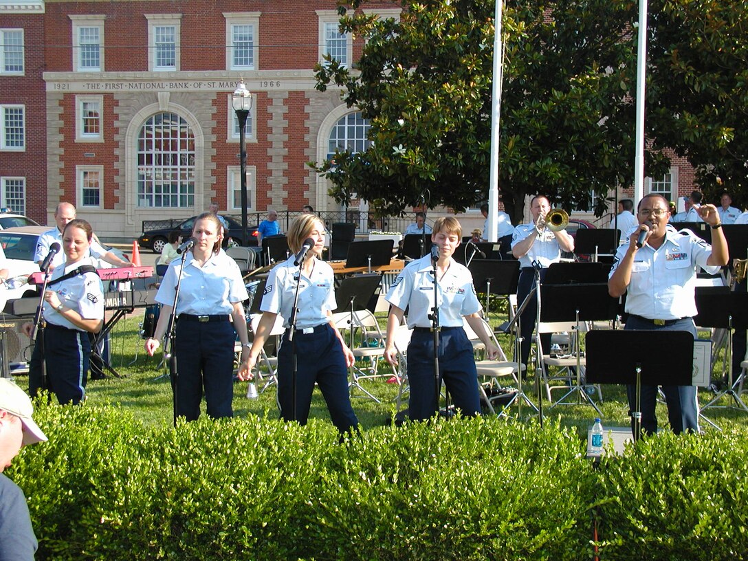 Members of the ANG Band of the Mid-Atlantic perform at Leonardtown, MD during the 2008 concert tour as part of High Altitude.  (U.S. Air Force photo by TSgt Larry Kohler)