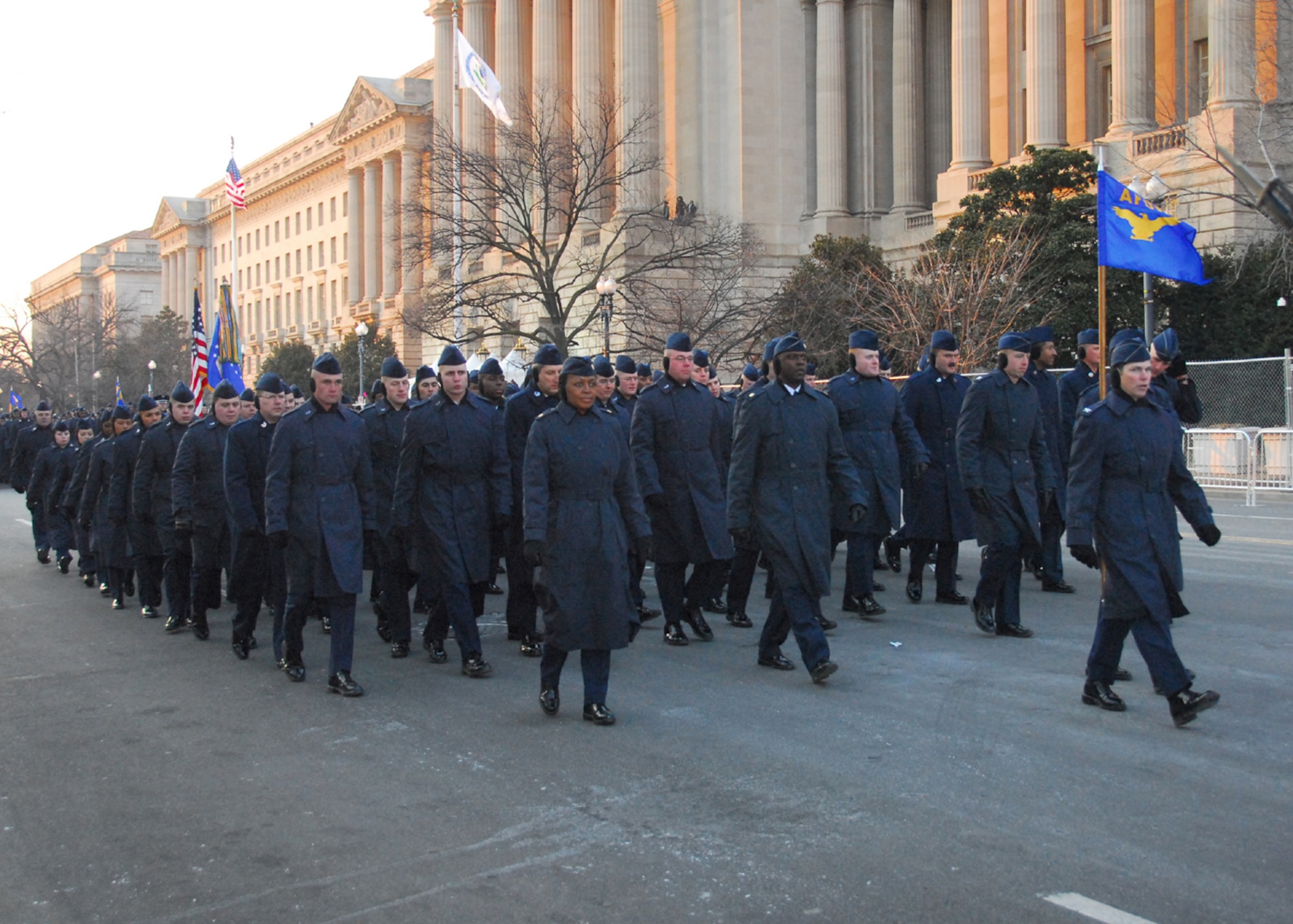 Members of the Air Force District of Washington march in the inauguration parade in downtown D.C. Tuesday.  Airmen from Andrews and Bolling participated in the inauguratl events.  (Official U.S. Air Force photo by Tech. Sgt. Adrianne Wilson )