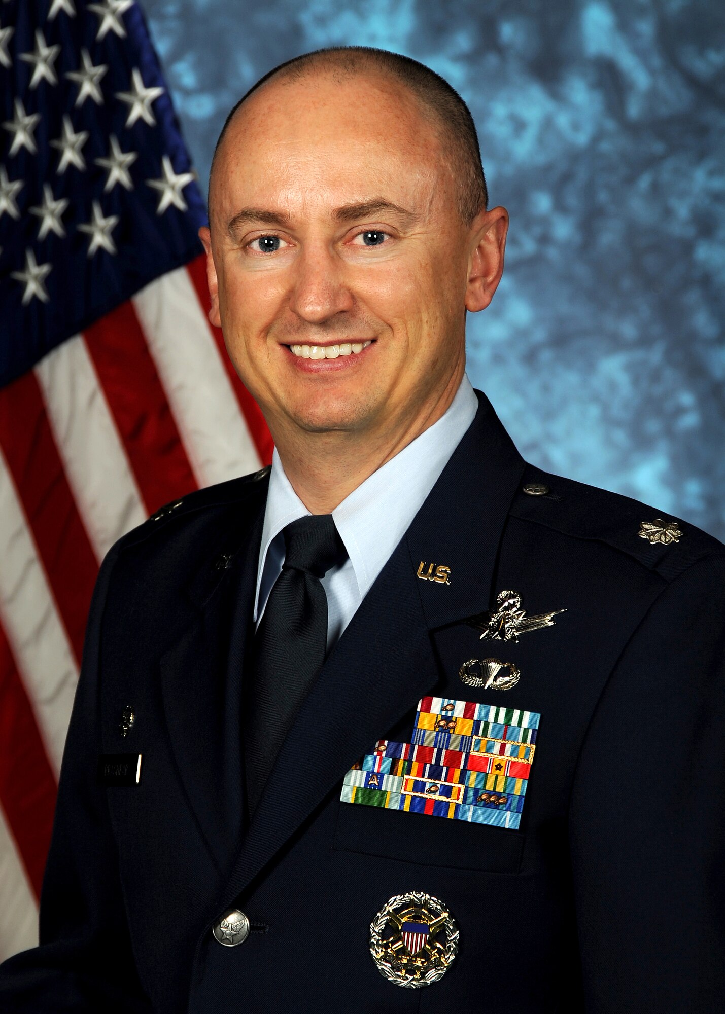 Lt. Col. Troy Brashear, Defense Meteorological Satellite Squadron, was recently awarded the 2009 American Marshall Memorial Fellowship.  Along with 52 other selectee from throught the United States, he will be traveling to Europe on a 24-day program to develop knowledge of political, economic, and social issues facing the U.S. and Europe.
