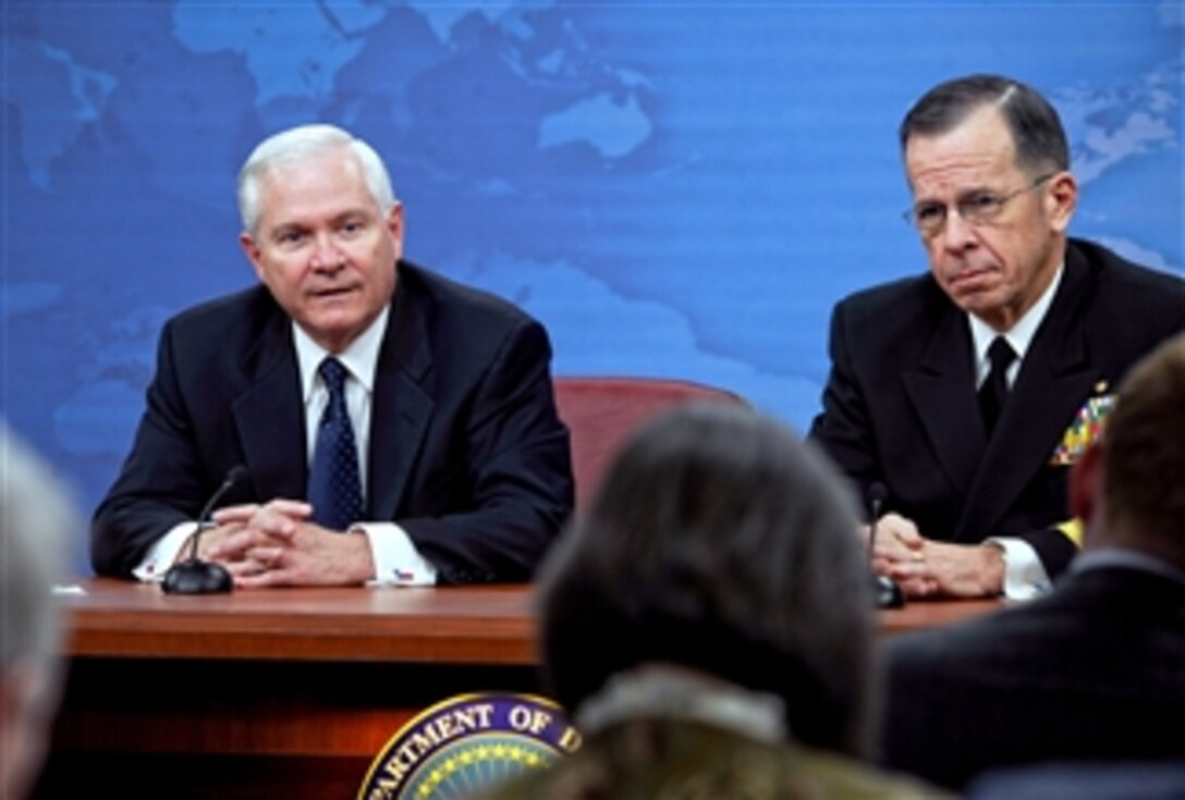 Secretary of Defense Robert M. Gates (left) and Chairman of the Joint Chiefs of Staff Adm. Mike Mullen, U.S. Navy, speak with members of the press in the Pentagon on Jan. 22, 2009.  DoD photo by Cherie Cullen.  (Released)