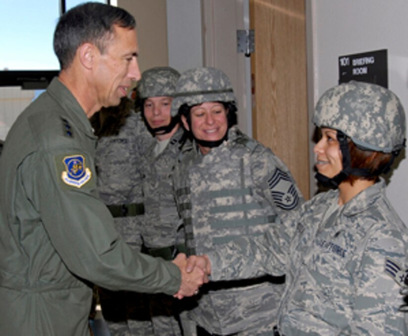 Fourteenth AF commander visits Peterson > Peterson Air Force Base