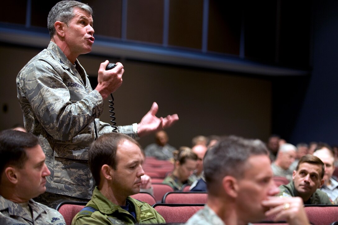 Air Force Col. Schroeder asks Vice Chief of Staff of the Army Gen. Peter Chiarelli a question during a lecture at the Air War College on Maxwell AFB, Ala., Jan. 23, 2009.