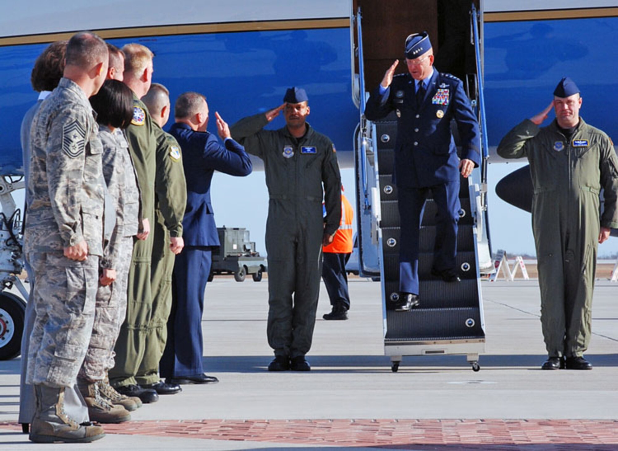 LAUGHLIN AIR FORCE BASE, Texas – General Victor E. Renuart, Jr.,  North American Aerospace Defense Command and U.S. Northern Command commander, returns Col. John Doucette’s, 47th Flying Training Wing commander, salute while stepping on to Laughlin’s flight line Jan. 23. General Renuart came to Laughlin to give some words of wisdom to graduating class 09-04 as the guest speaker. (U.S. Air Force photo by Airman 1st Class Sara Csurilla)