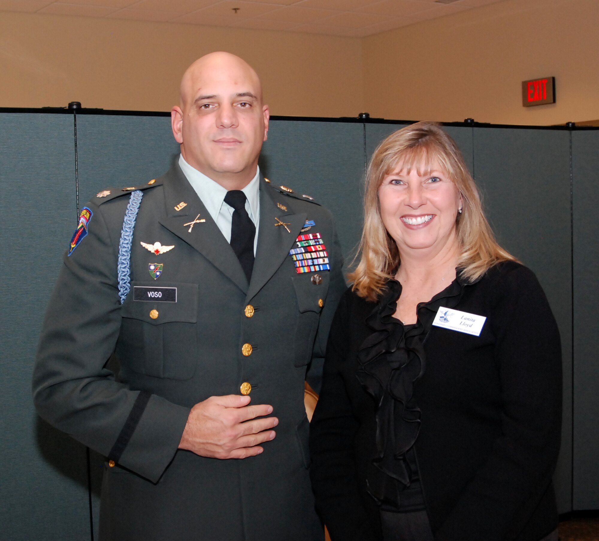 Army National Guardsman Lt. Col. Chris Voso, Georgia Mobilization Readiness Officer, is the honorary commander associate of Ms. Lanita Lloyd, Deputy Director of Cobb Emergency Management Agency.  (U.S. Air Force photo/Master Sgt. Stan Coleman)