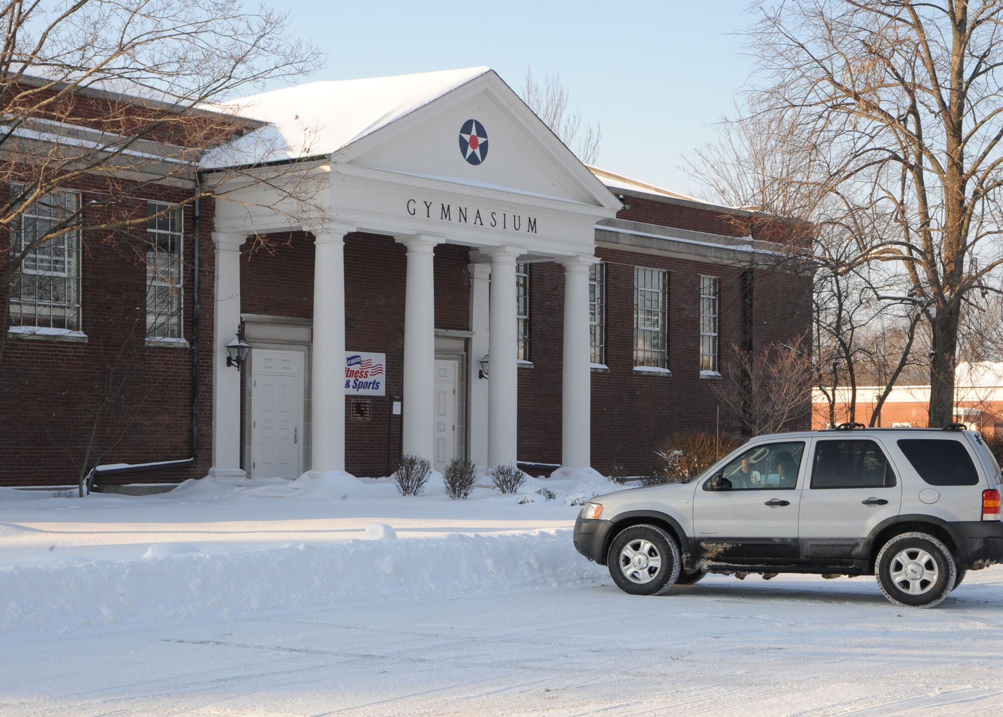 SCOTT AIR FORCE BASE, Ill.-- 375th Airlift Wing Health and Wellness Center blanketed in snow. During a recent snow storm that lasted Jan. 27-28 and dumped five to nine inches of snow throughout the St. Louis metro region.  (U.S. Air Force photo/Airman 1st Class Wesley Farnsworth)
