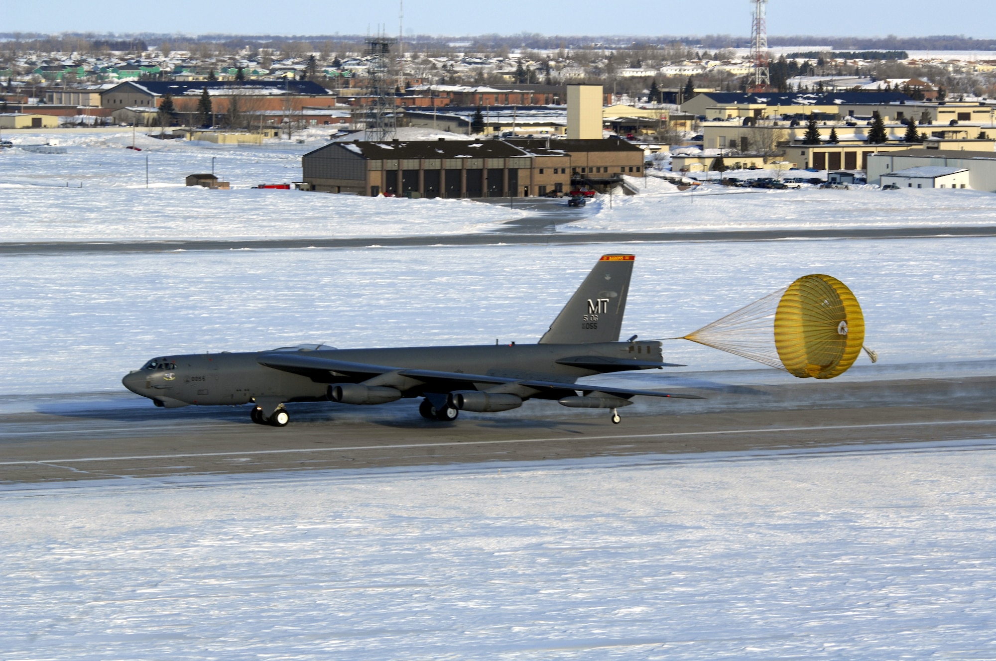 MINOT AIR FORCE BASE, N.D. -- Members of the Minot Air Force Base, Bomber Strategic Aircraft Regeneration Team, participate in an aircraft recovery exercise here Jan.  28. The BSART exercise involved taking over 250 personnel and necessary equipment to an alternative location to recover, service, set up and regenerate an aircraft, giving the President follow on deterrence capabilities. (U.S. Air Force photo by Airman 1st Class Jesse Lopez)